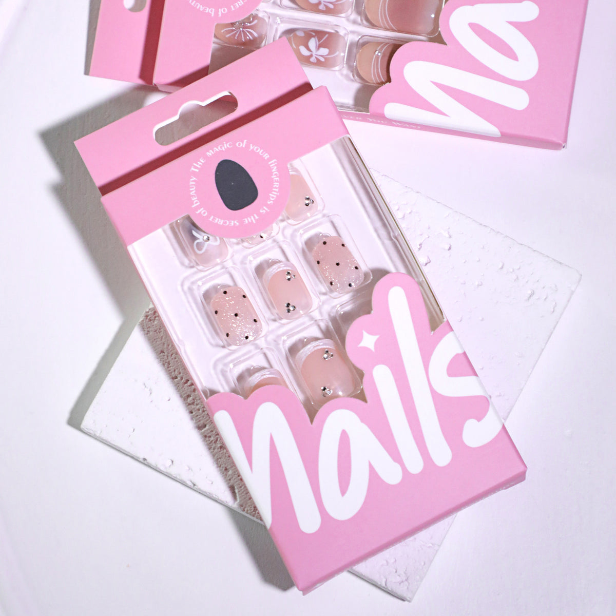 Polka Dot Cat Eye Press-on Nails